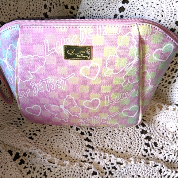 Betsey Johnson Handbags - Betsey Johnson Makeup Case